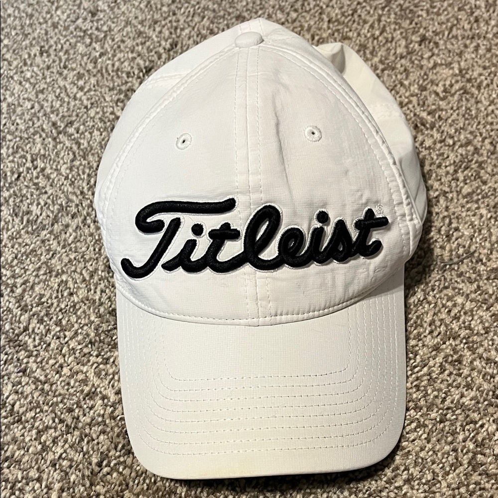 Titleist Classic White Hat